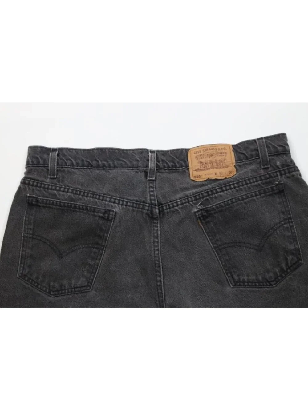 Vtg 90s Levis 550 Orange Tab Mens 40 Distressed Relaxed Denim Jean Shorts Black